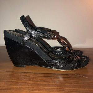 Black sandal wedges